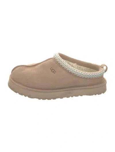 Pre-owned Ugg Suede Mules In Neutral