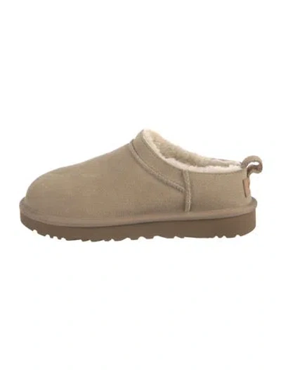 Pre-owned Ugg Suede Mules In Neutral