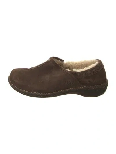 Pre-owned Ugg Suede Oxfords In Brown