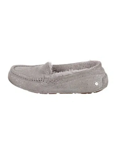Pre-owned Ugg Suede Printed In Silver