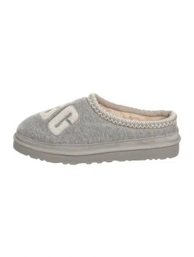 Pre-owned Ugg Suede Printed Slippers In Gray