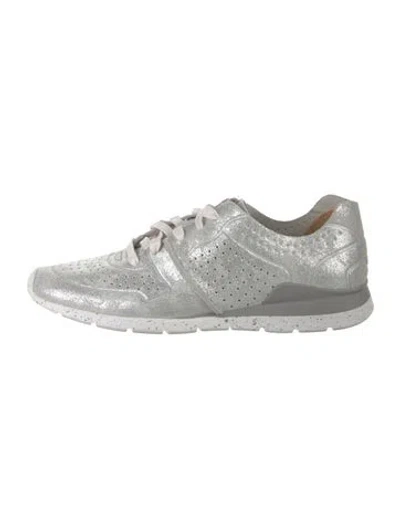 Pre-owned Ugg Suede Printed Sneakers In Metallic/silver