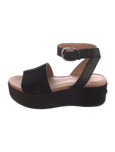 Pre-owned Ugg Suede Sandals In Black