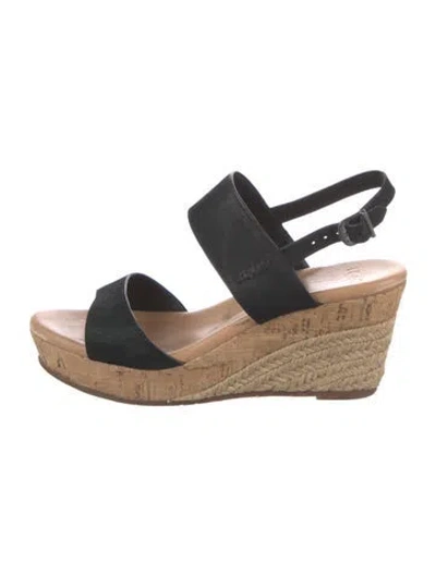 Pre-owned Ugg Suede Sandals In Black