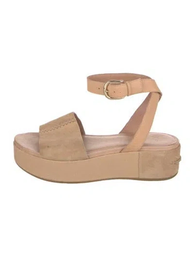 Pre-owned Ugg Suede Sandals In Neutral