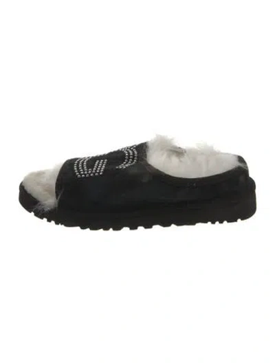 Pre-owned Ugg Suede Slides In Black