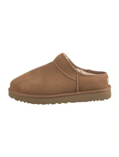 Pre-owned Ugg Suede Slippers In Brown