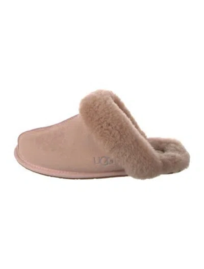 Pre-owned Ugg Suede Slippers In Neutrals