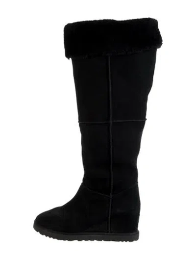 Pre-owned Ugg Suede Slouch Boots In Black