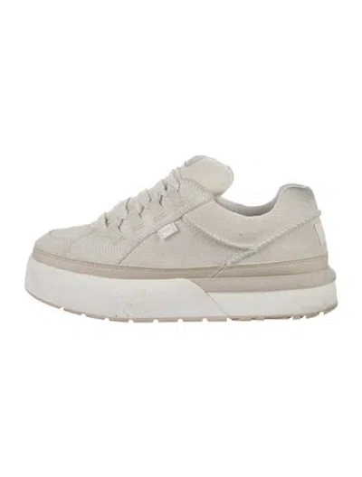 Pre-owned Ugg Suede Sneakers In White