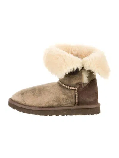 Pre-owned Ugg Suede Snow Boots In Multi