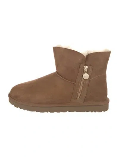 Pre-owned Ugg Suede Snow Boots In Neutral