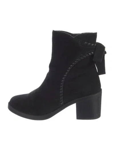 Pre-owned Ugg Suede Whipstitch Trim Boots In Black