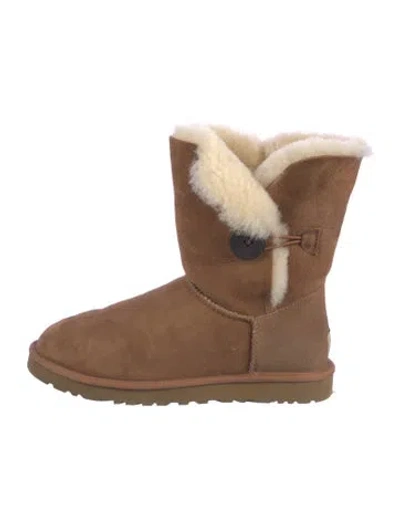 Pre-owned Ugg Suede Whipstitch Trim Boots In Neutral