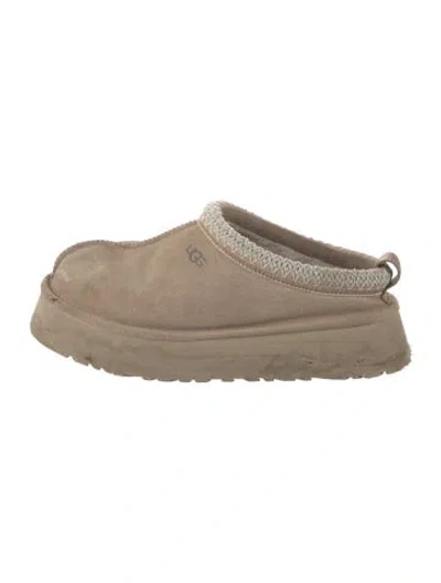 Pre-owned Ugg Suede Whipstitch Trim Slippers In Neutral