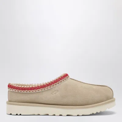UGG UGG TAZZ II CLOGS IN SAND/CHERRY