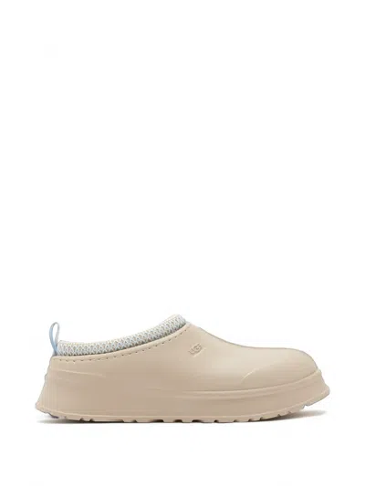 Ugg Tazz Molded Slip-on Shoes In Animal Print