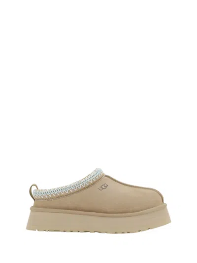 Ugg Tazz Mules In Sand