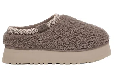 Pre-owned Ugg Tazz Slipper Maxi Curly (women's) Sneakers In Smoke Plume