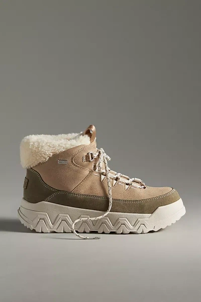 UGG TERRETRAIL COZY LACE-UP BOOTS