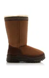Ugg "trailgazer" Boots Mid-calf Round Toe In Tan