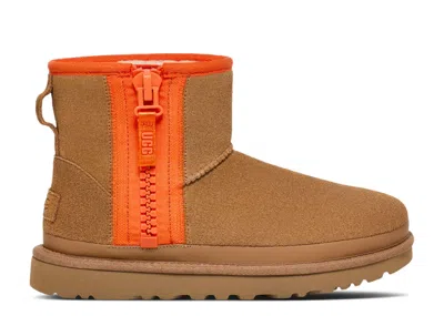 Ugg Wmns Classic Mini Zipper Tape Logo 'chestnut' In Brown