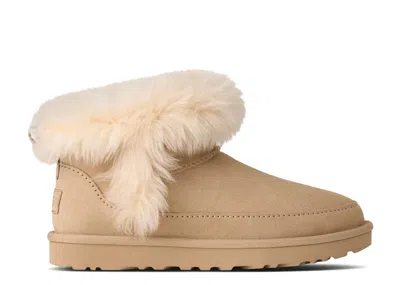 Ugg Wmns Classic Ultra Mini Chalet Boot 'sandcastle' In Brown