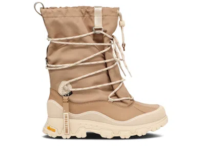 Ugg Wmns Metropeak Boot 'sand' In White