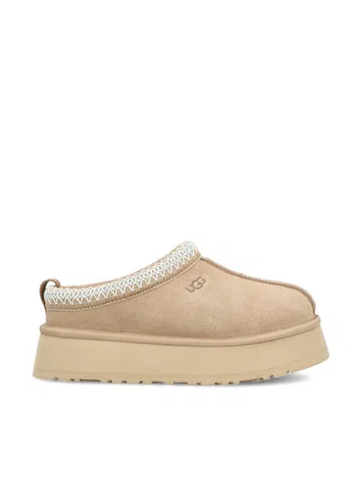 Ugg Ali In Sand