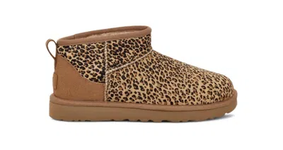 Pre-owned Ugg Ultra Mini Speckles Boot (women's) Sneakers In Chestnut