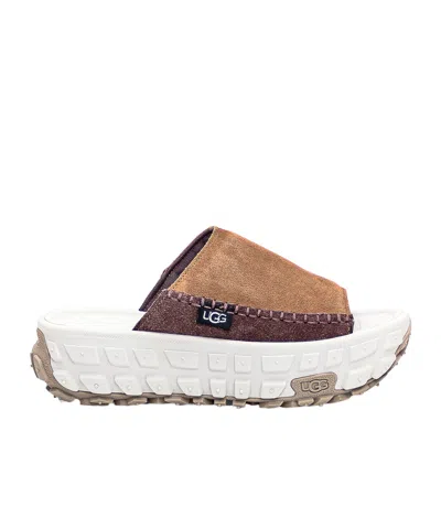UGG UGG VENTURE DAZE WHIPSTITCH DETAILED SLIPPERS