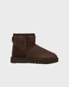 Ugg W Classic Mini Ii Boot In Brown