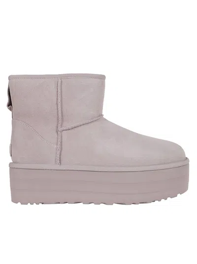 Ugg W Classic Mini Platform In Psk Pale Smoke