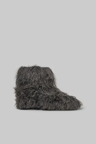 Ugg W Classic Short Fluff Momma In There Is No Color Specification For This Product.