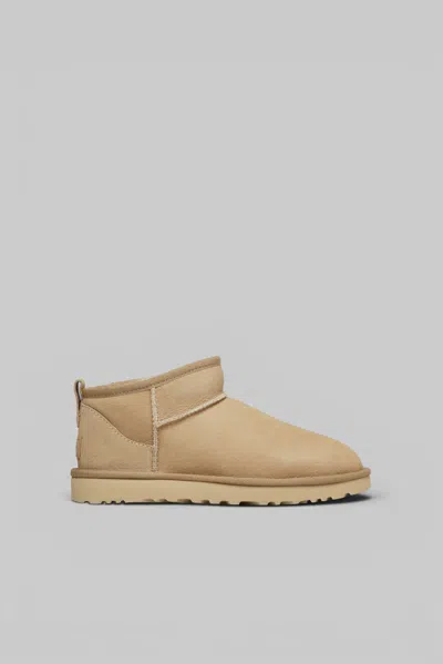 Ugg W Classic Ultra Mini In Beige