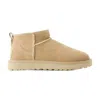 Ugg Stivali Ultra Mini Con Applicazione In Neutral