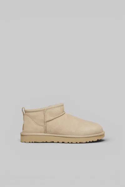 Ugg W Classic Ultra Mini In Neutral