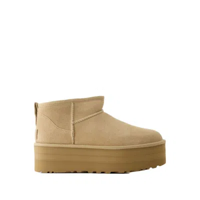 UGG W CLASSIC ULTRA MINI PLATFORM ANKLE BOOTS - LEATHER - SAND