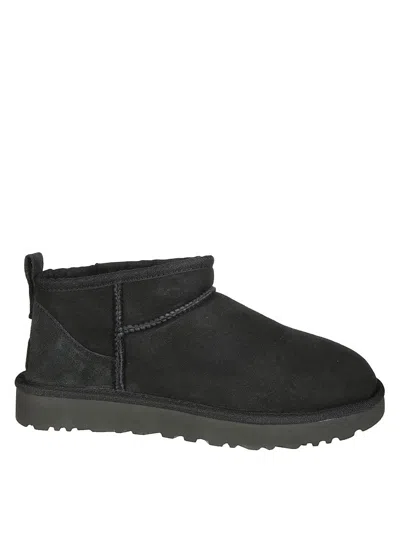 Ugg W Classic Ultra Mini Suede Boots In Black