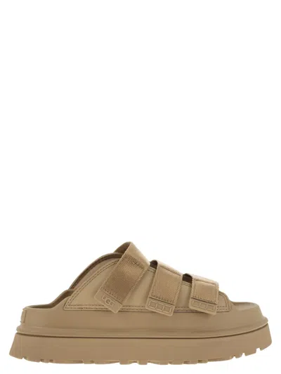 Ugg W Goldenglow Slide Dark Sand In Beige