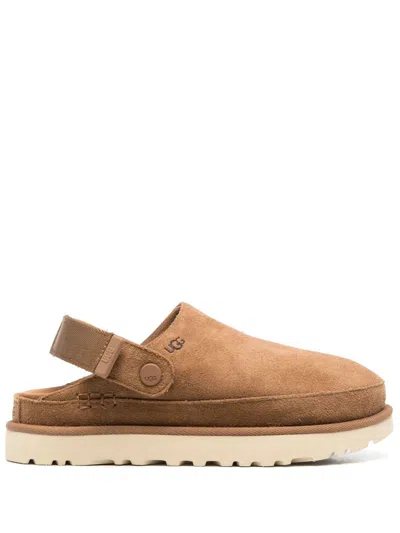 Ugg W Goldenstar Clog Shoes In Tan Suede