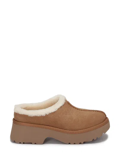 Ugg W New Heights Cozy Clog In Brown