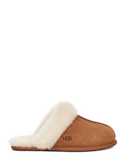 UGG W SCUFFETTE II