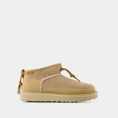 Ugg W Ultra Mini Crafted Regenerate Boots In Beige