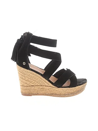 Pre-owned Ugg Wedges In Black