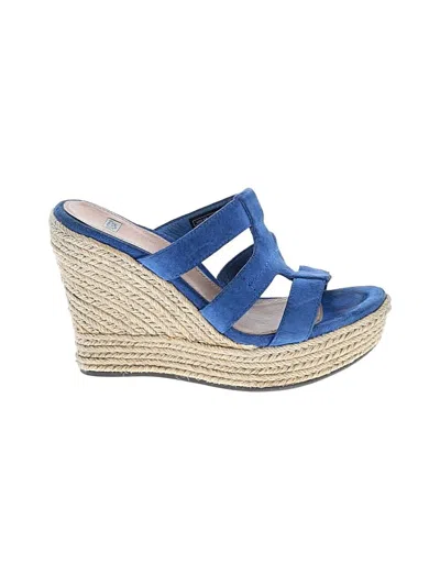 Pre-owned Ugg Wedges In Blue