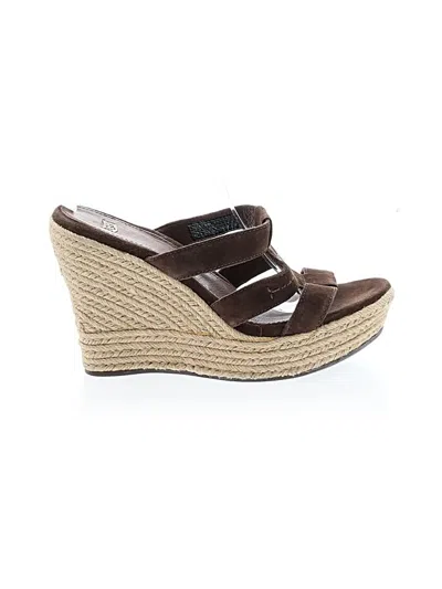 Pre-owned Ugg Wedges In Brown