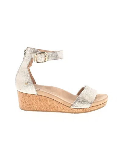Pre-owned Ugg Wedges In Gold