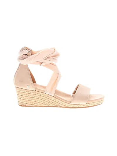 Pre-owned Ugg Wedges In Tan