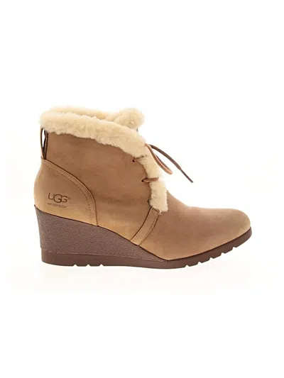 Pre-owned Ugg Wedges In Tan